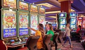 Auto Roulette wheel spinning on pixiubet login live stream